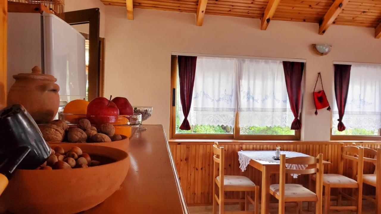 Clockwise Guestrooms Gjirokastra Zewnętrze zdjęcie